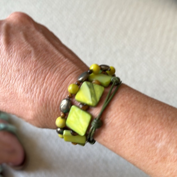 Silpada Lime Green Mother of Pearl Abalone Sterling Silver Beaded Bracelet B1132 - Picture 2 of 6